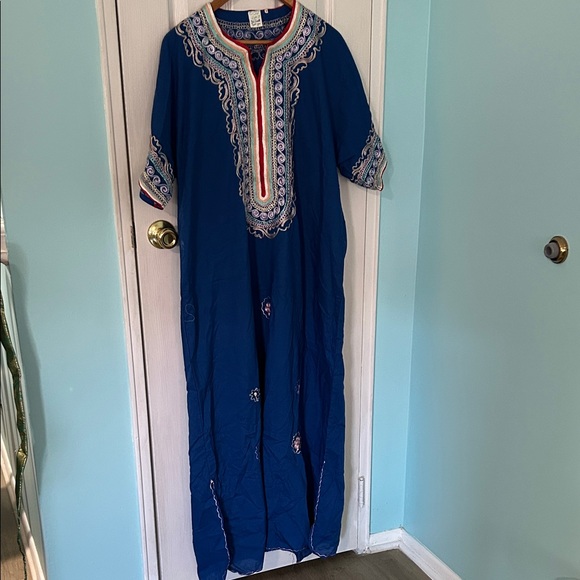 Stunning blue embroidered kaftan, Maxi kaftan dress, made in Morocco - Picture 1 of 4
